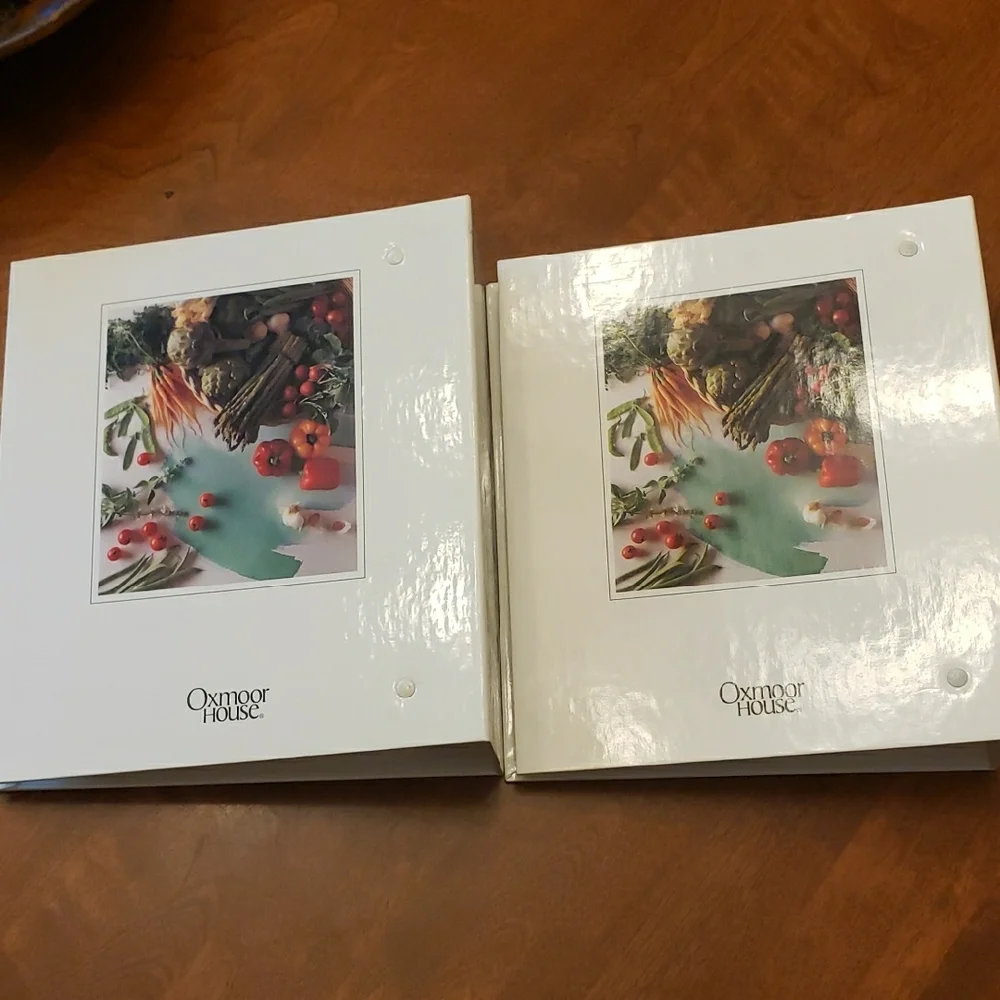 (2 Set) Light & Easy Cooking Collection Binders- Recipes & Menus